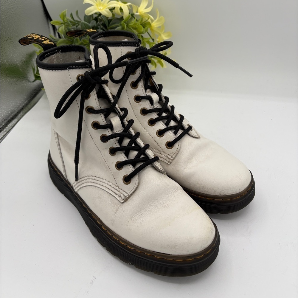 Dr. Martens White Boots Zavala Size 6